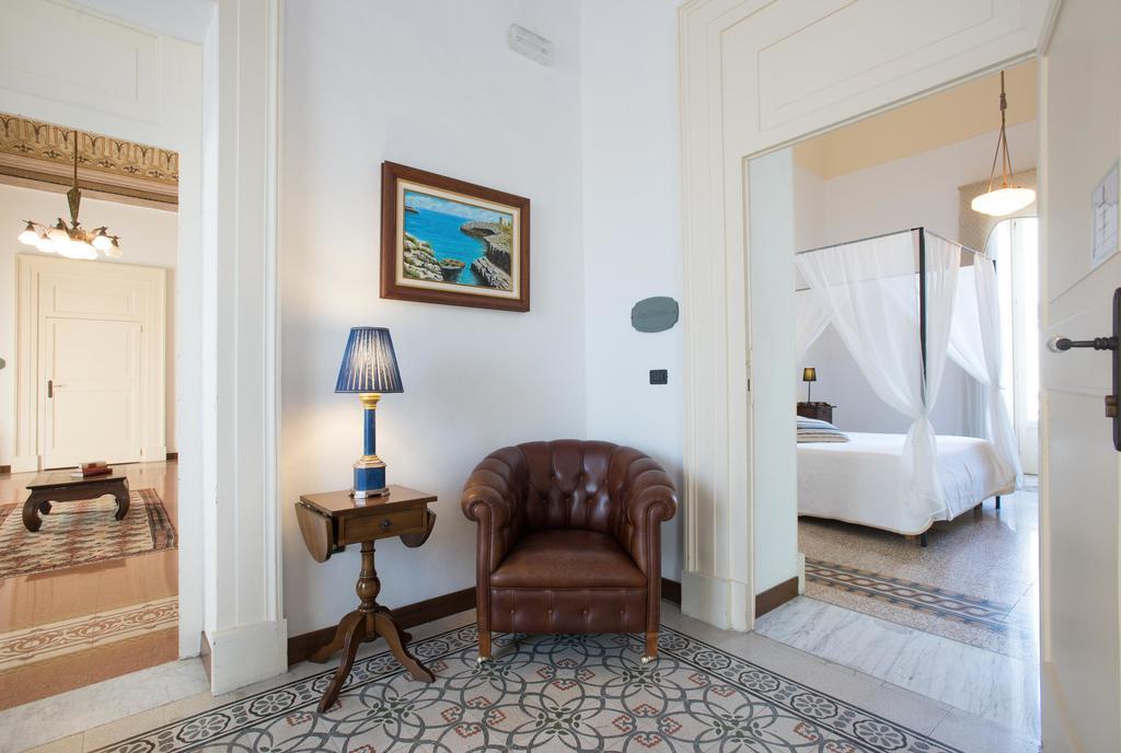 לינה וארוחת בוקר מינרווינו די ל'צה Palazzo Scarciglia - Dimora D'Epoca מראה חיצוני תמונה