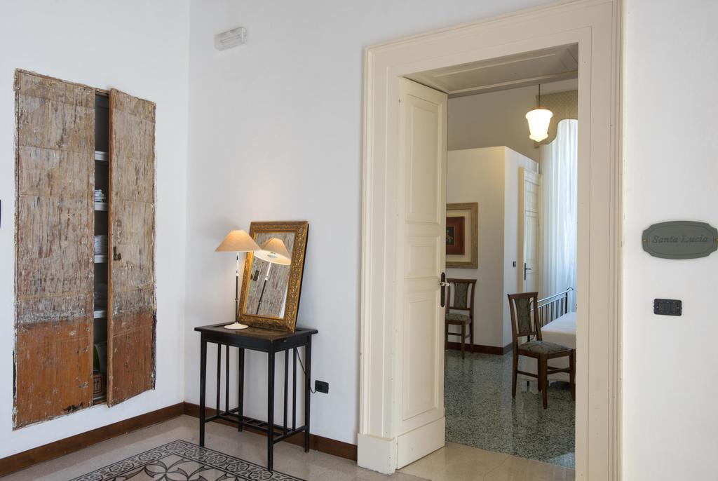 לינה וארוחת בוקר מינרווינו די ל'צה Palazzo Scarciglia - Dimora D'Epoca מראה חיצוני תמונה